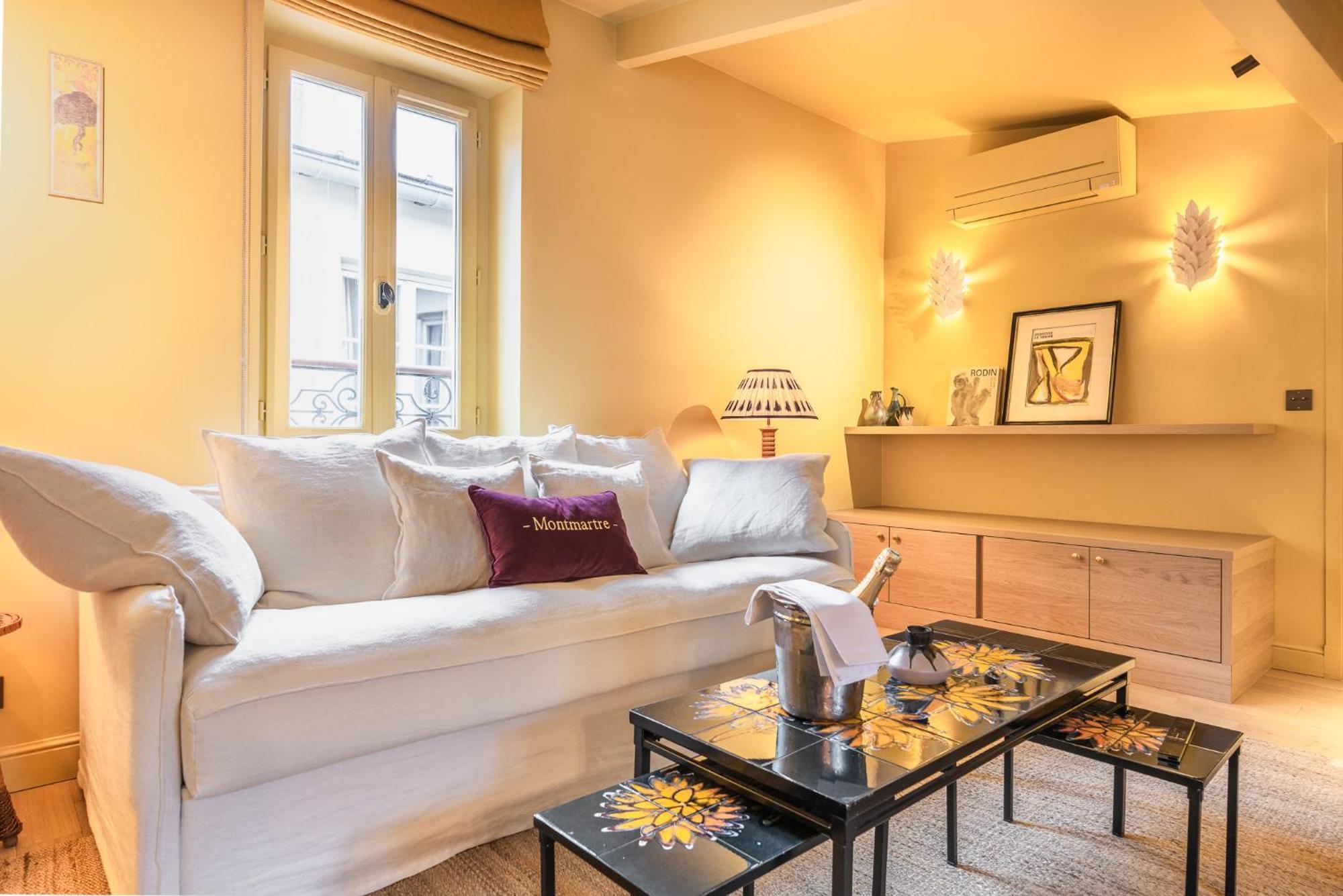 Maison La Boheme Montmartre Luxury Serviced Apartment Parigi Esterno foto