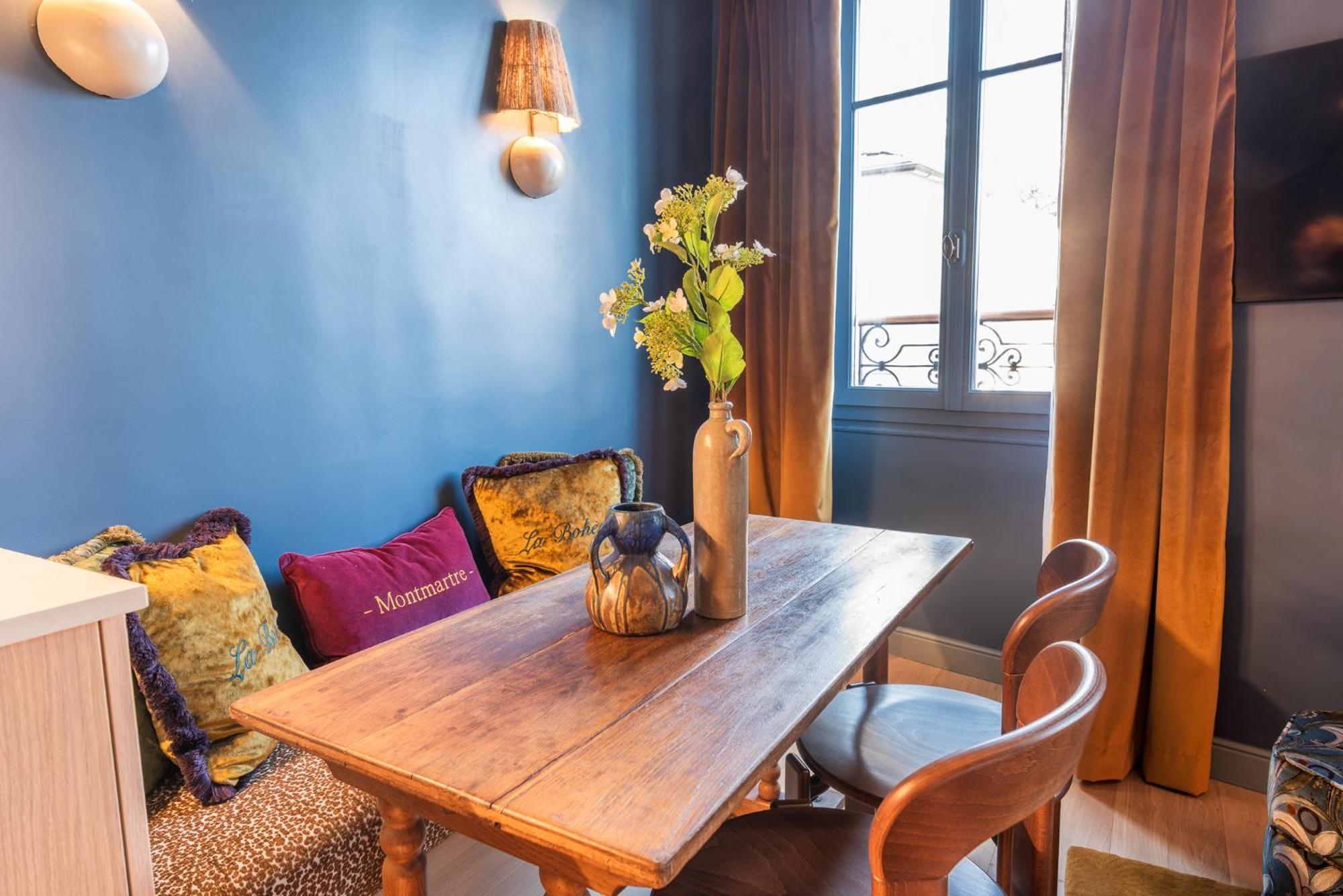 Maison La Boheme Montmartre Luxury Serviced Apartment Parigi Esterno foto